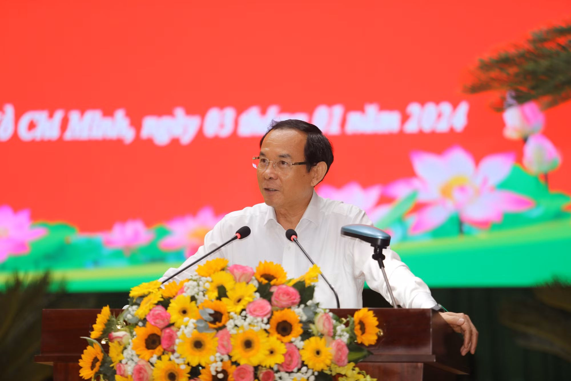 Xây dựng Công an TP Hồ Chí Minh vững mạnh toàn diện, hoạt động hiệu lực, hiệu quả… -0