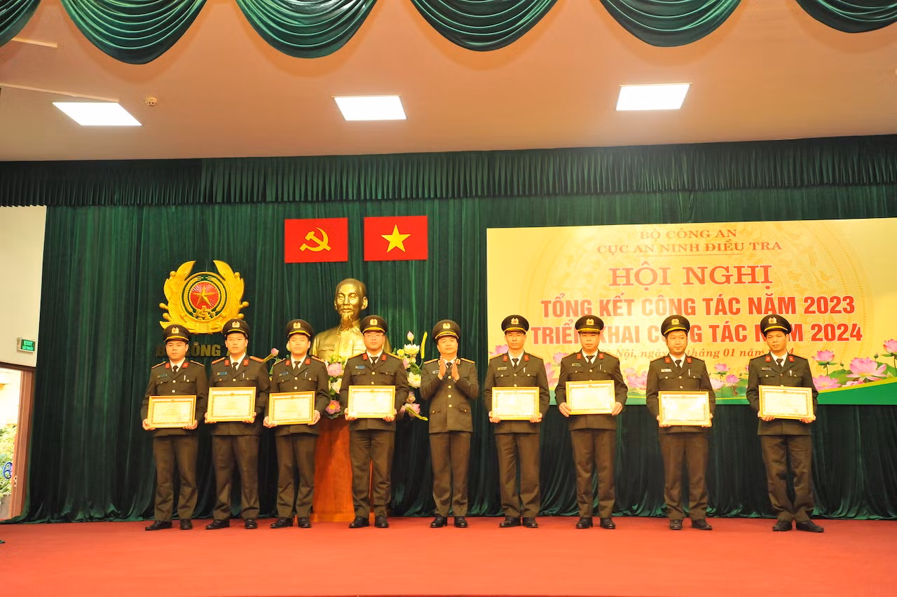 Cục an ninh diều tra -0
