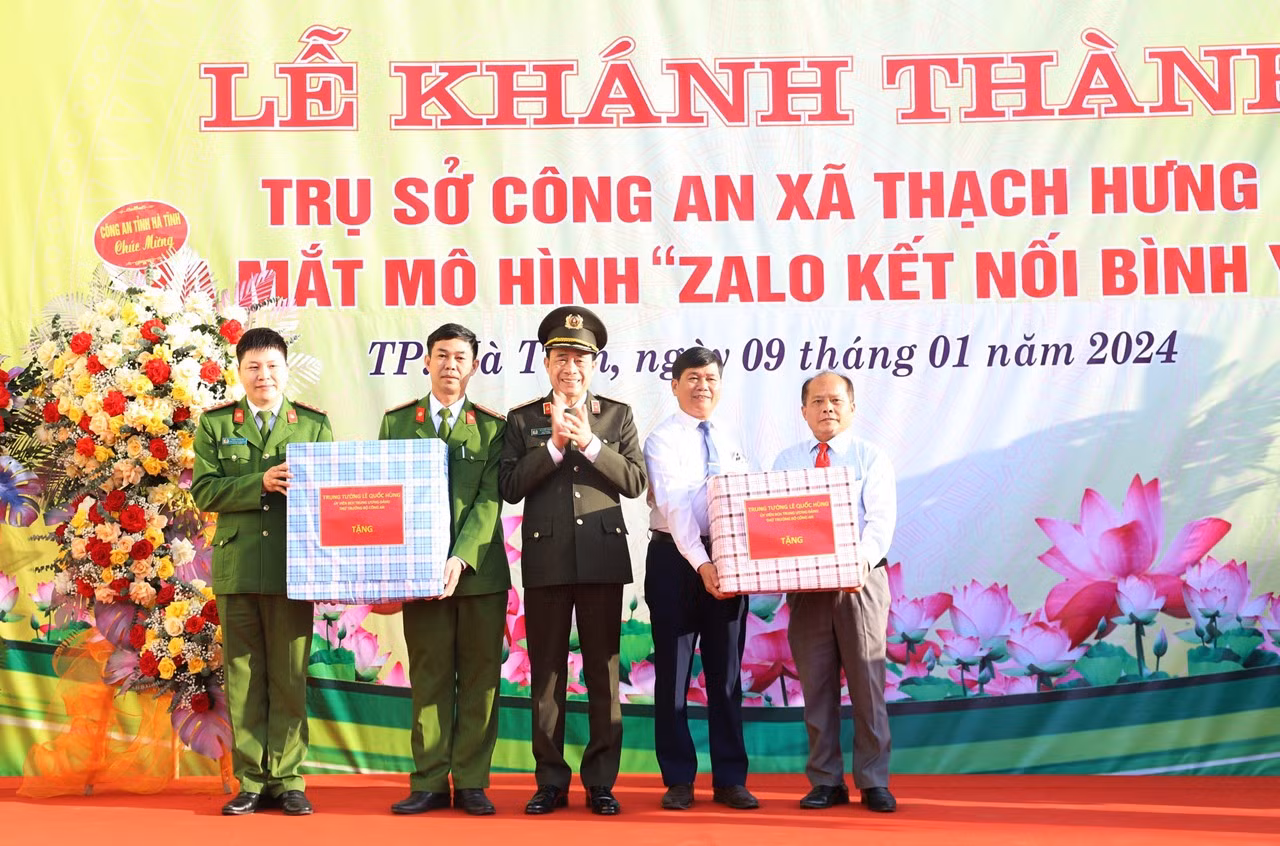 Thứ trưởng Lê Quốc Hùng dự lễ khánh thành trụ sở Công an xã Thạch Hưng -0