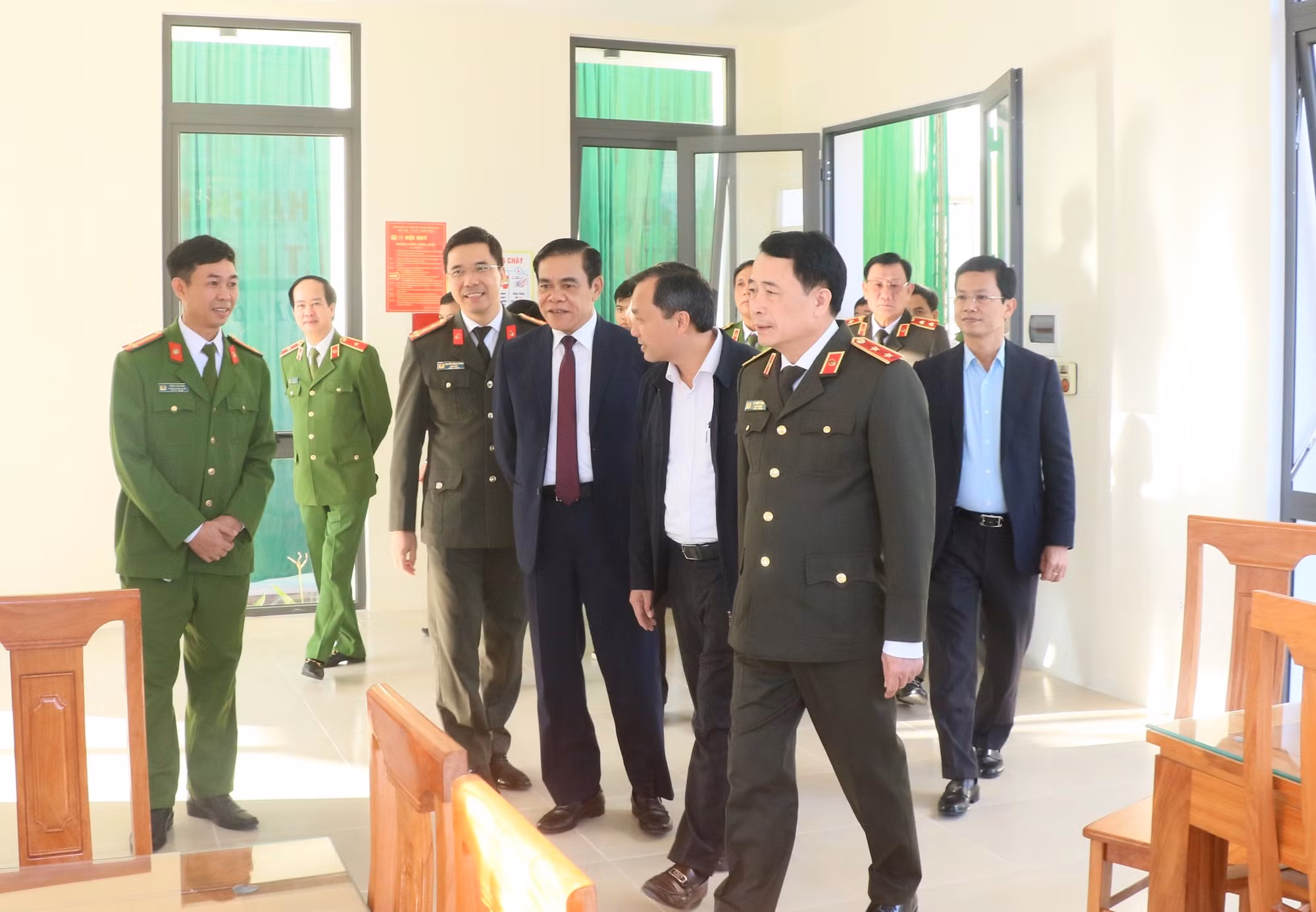Thứ trưởng Lê Quốc Hùng dự lễ khánh thành trụ sở Công an xã Thạch Hưng -0