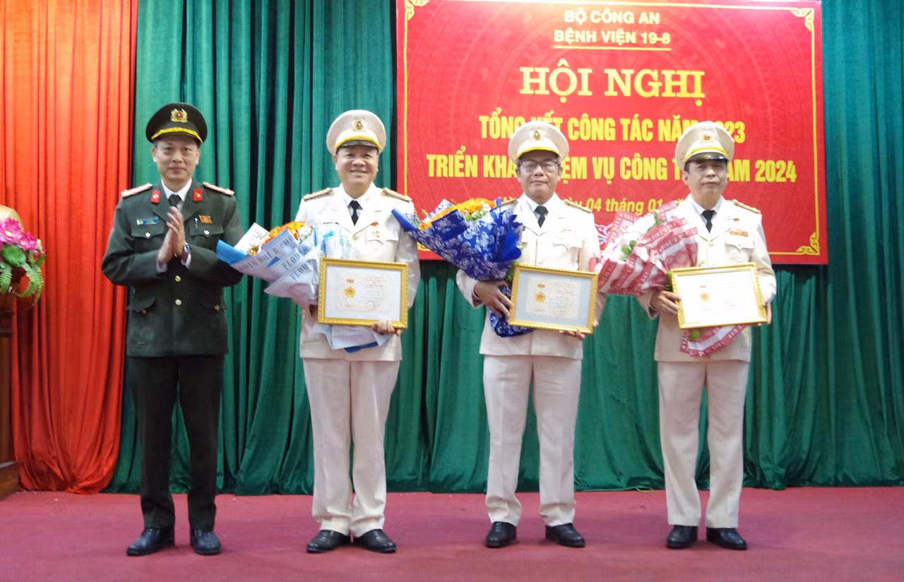 Bệnh viện 19-8 Bộ Công an nâng tầm uy tín với nhiều kỹ thuật khó trong khám, chữa bệnh -0