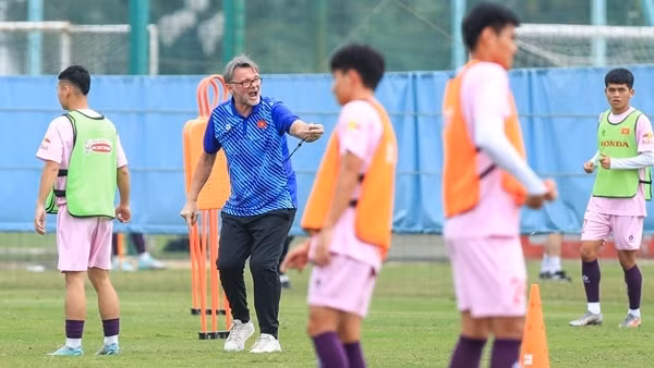 ĐT Việt Nam khủng hoảng lực lượng tại Asian Cup 2023: Cái khó ló cái khôn