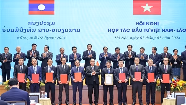 Hợp tác thương mại, đầu tư Việt Nam-Lào cần có đột phá