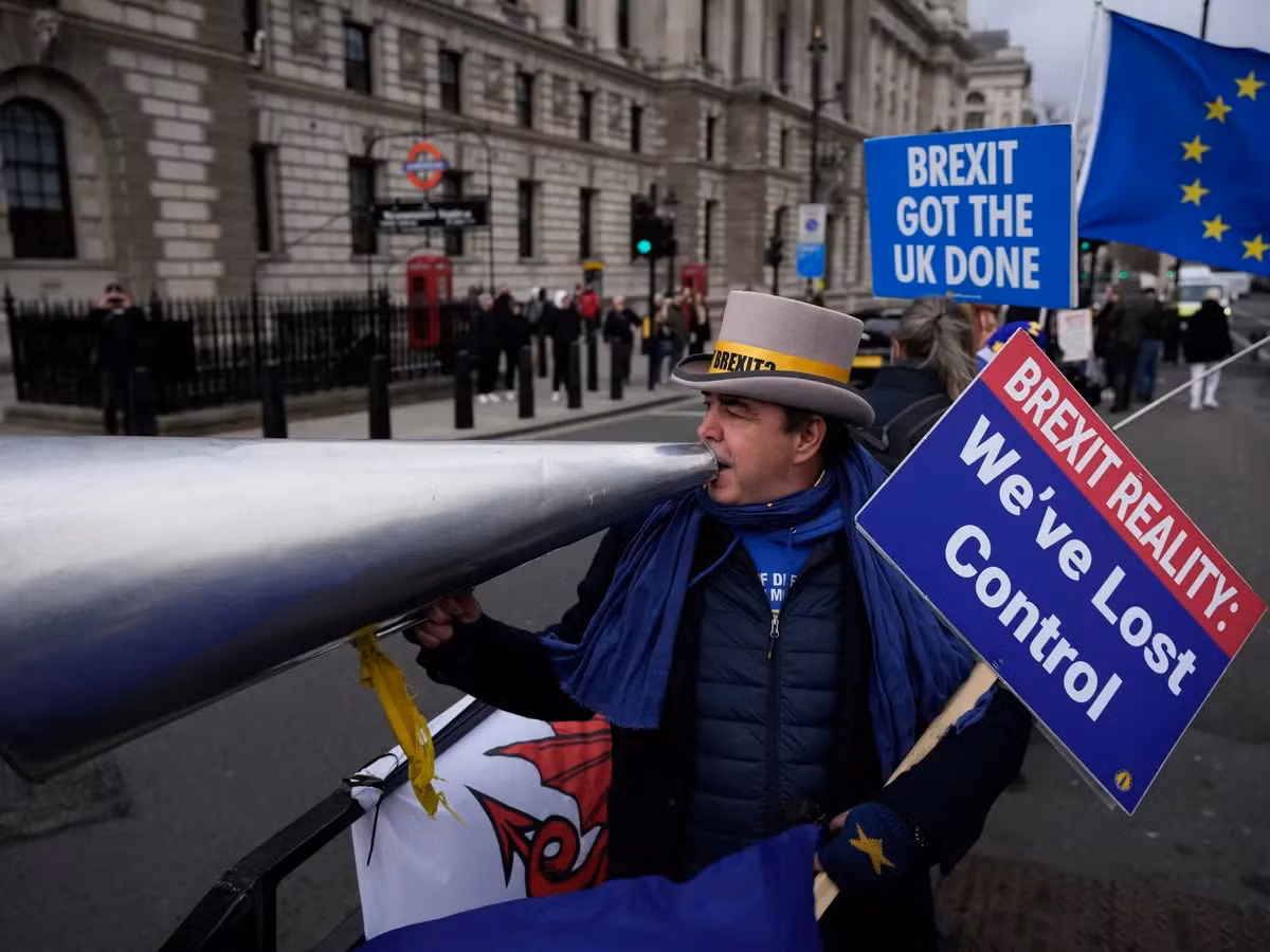 Khi Brexit đang trở thành “vết dầu loang” của thất vọng -0