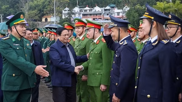 Thủ tướng Phạm Minh Chính: Nghiên cứu xây dựng khu kinh tế cửa khẩu tại Cao Bằng