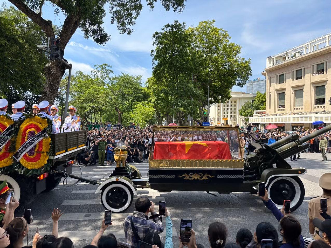 Xúc động tiễn biệt Tổng Bí thư Nguyễn Phú Trọng -0