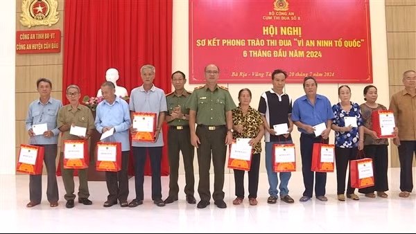 Cụm thi đua số 8 tổ chức nhiều hoạt động ý nghĩa tại Côn Đảo