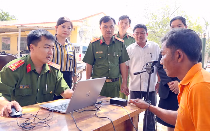 Xã biên giới đi đầu trong thực hiện “4 phủ” -0