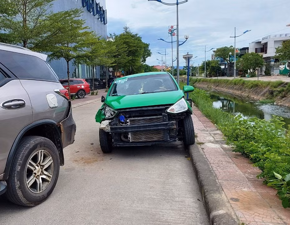  Giết tài xế taxi rồi phi tang ở Quảng Ngãi chạy ra đến Quảng Bình thì bị bắt giữ -0