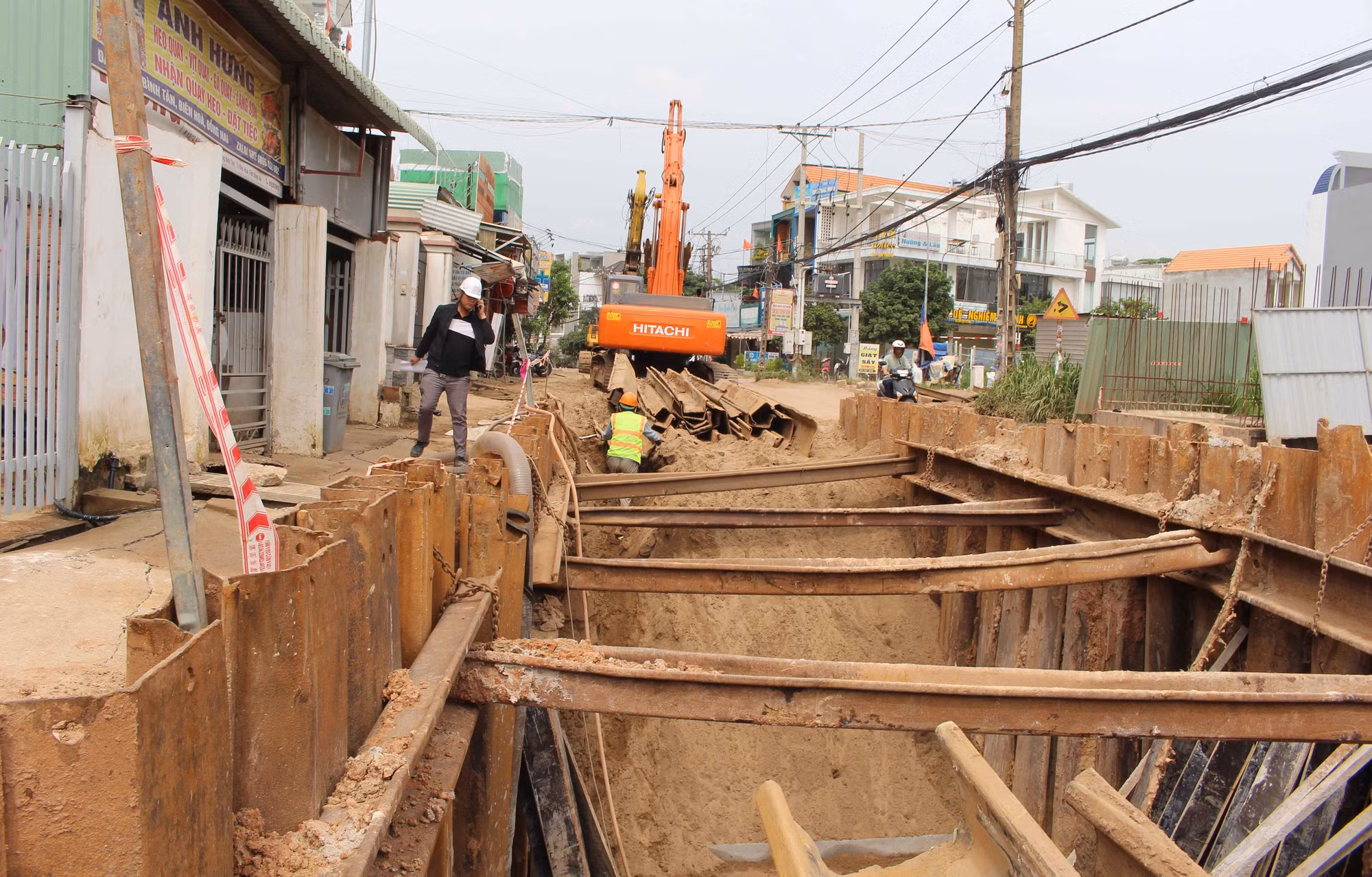 Thi công hệ thống thoát nước làm 15 hộ dân bị sụt lún, nứt tường -0