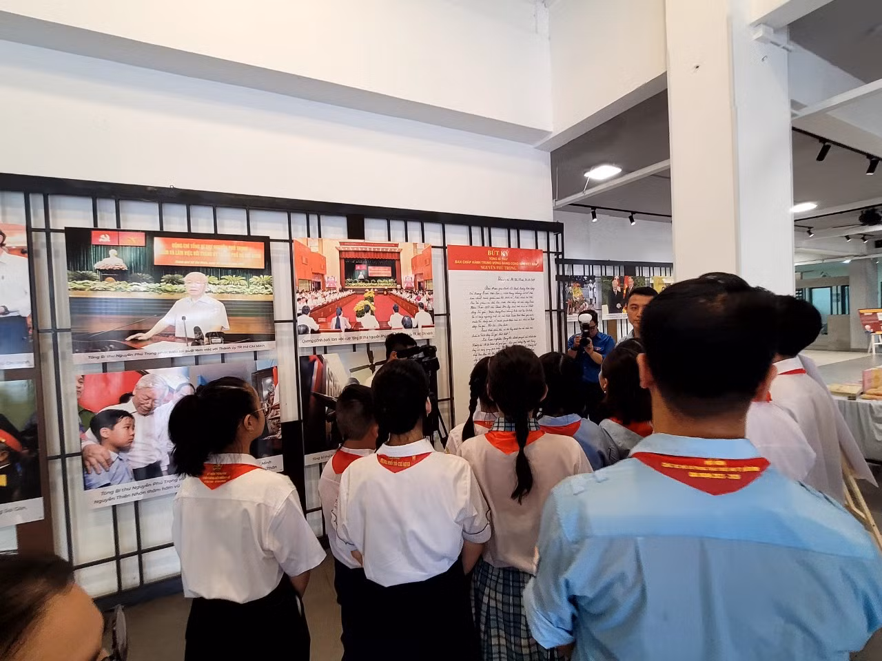 “Đồng chí Tổng Bí thư Nguyễn Phú Trọng sáng mãi trong lòng tuổi trẻ TP Hồ Chí Minh” -4
