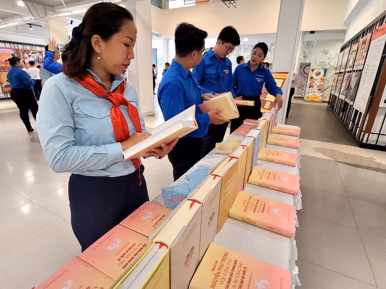 “Đồng chí Tổng Bí thư Nguyễn Phú Trọng sáng mãi trong lòng tuổi trẻ TP Hồ Chí Minh” -6