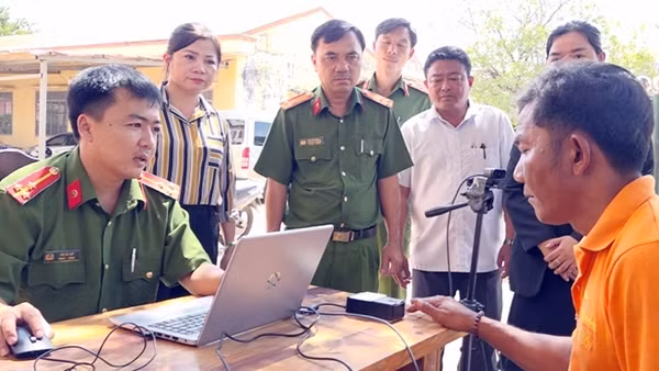Xã biên giới đi đầu trong thực hiện “4 phủ”
