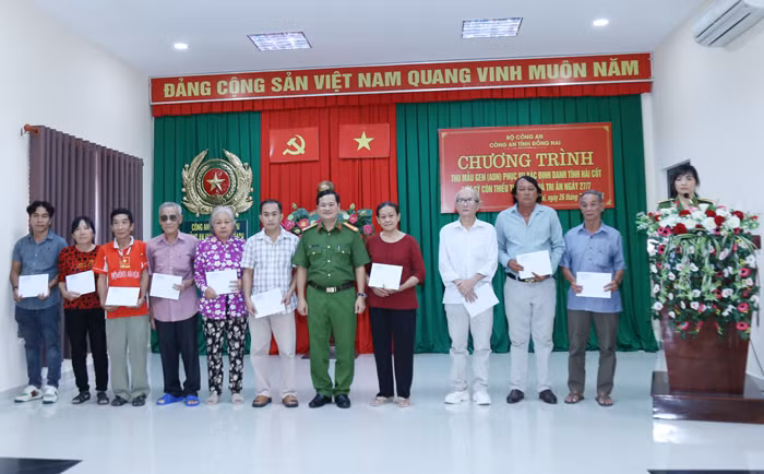Thu mẫu sinh trắc ADN của 18 gia đình liệt sĩ trên địa bàn tỉnh Đồng Nai -0