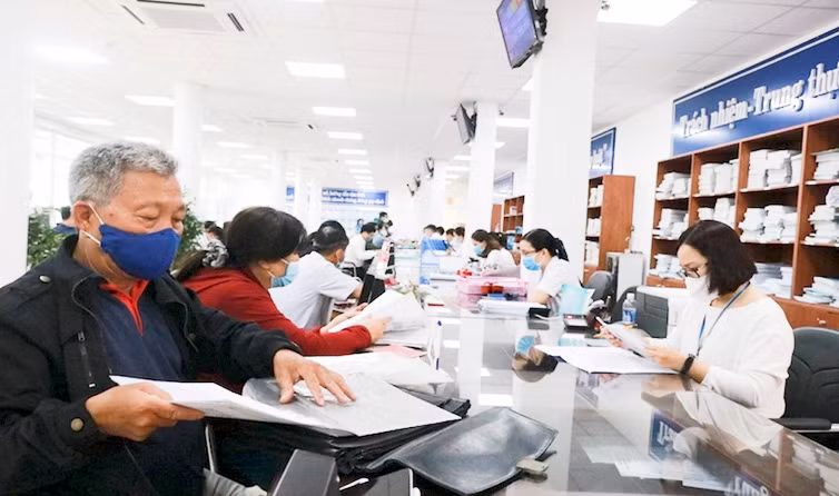 Viên chức sống thế nào? -0