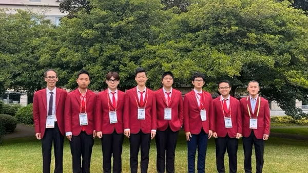 Việt Nam giành 5 huy chương tại Olympic Toán quốc tế năm 2024
