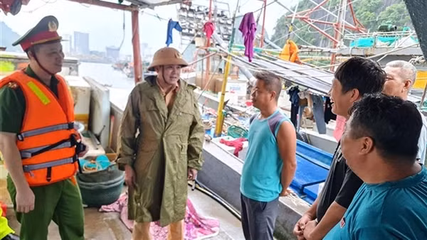 Công an tỉnh Quảng Ninh chủ động ứng phó với cơn bão số 2