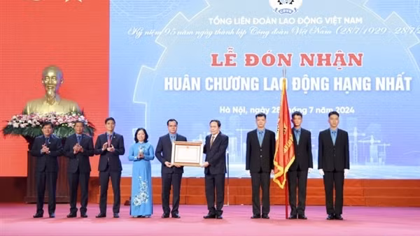 Công đoàn Việt Nam không ngừng lớn mạnh, trưởng thành, đồng hành cùng dân tộc