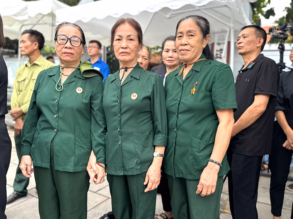 “Tôi thương ông cả cuộc đời giản dị, hy sinh vì dân vì nước” -0