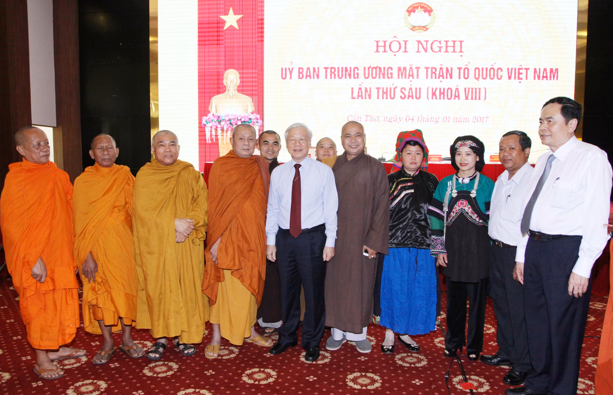 Tổng Bí thư Nguyễn Phú Trọng - Tấm gương khẳng định phẩm chất người Cộng sản mãi mãi sáng ngời trong mọi thời đại -0