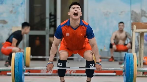 Đường trở lại Olympic của Trịnh Văn Vinh
