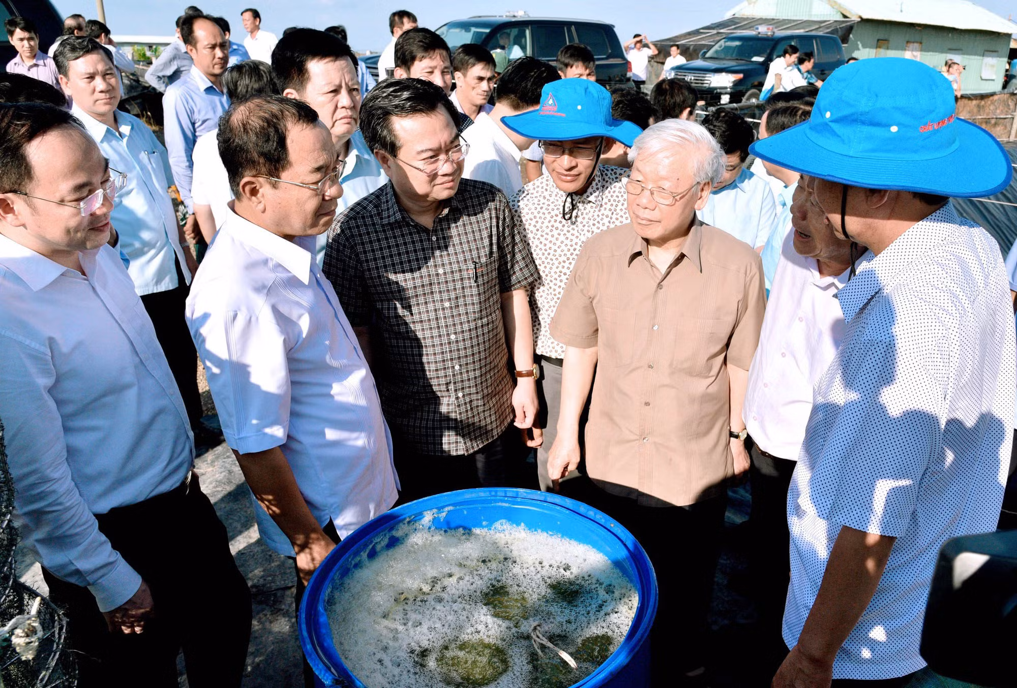 Người dân châu thổ Cửu Long bày tỏ niềm tiếc thương vô hạn với Tổng Bí thư Nguyễn Phú Trọng -2
