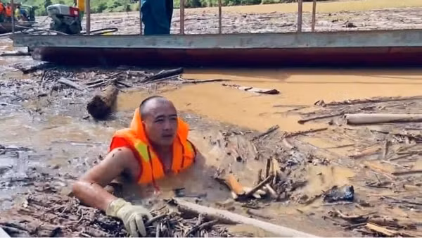 Tìm thấy thêm 1 thi thể bị lũ quét ở Điện Biên