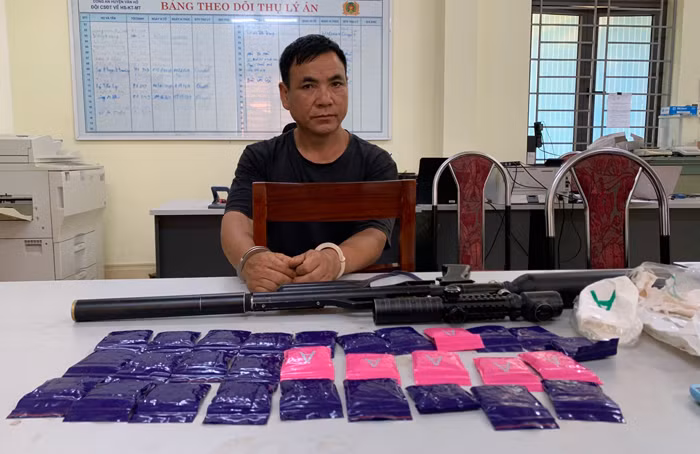 Bắt giữ đối tượng mua bán hơn 5.000 viên ma tuý tổng hợp -0