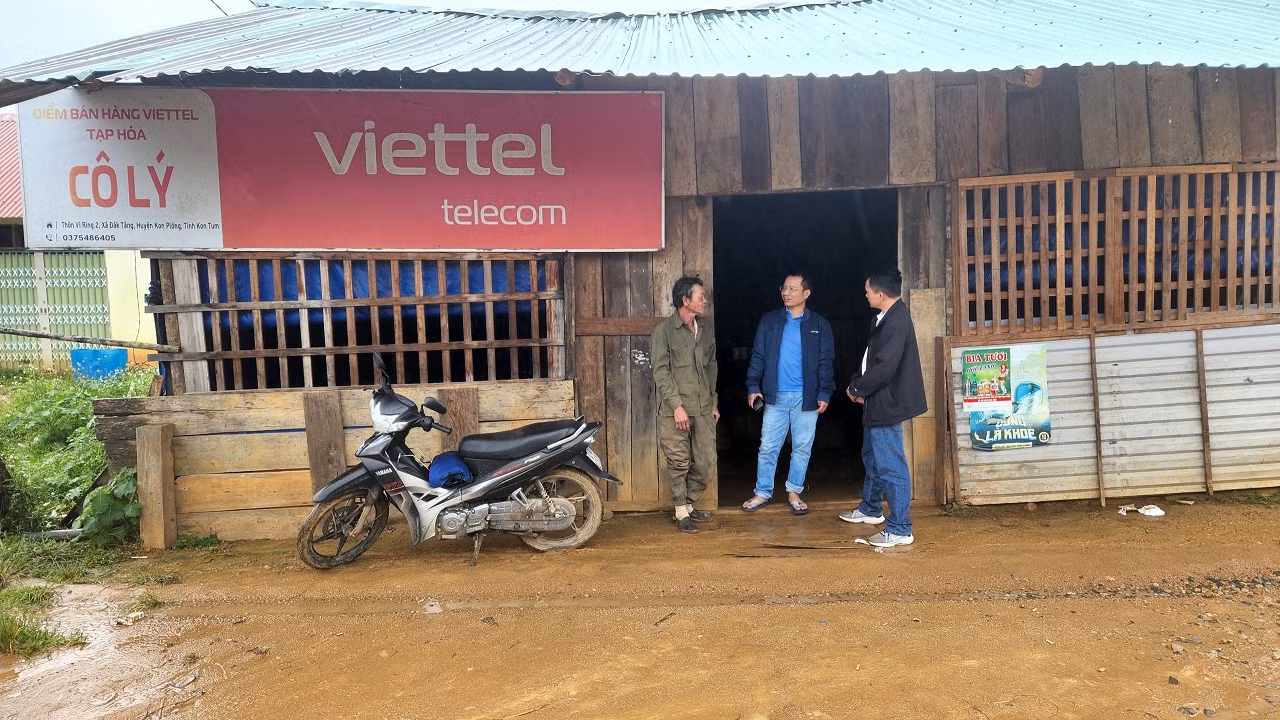 Cuộc sống bất an nơi vùng tâm chấn động đất -0