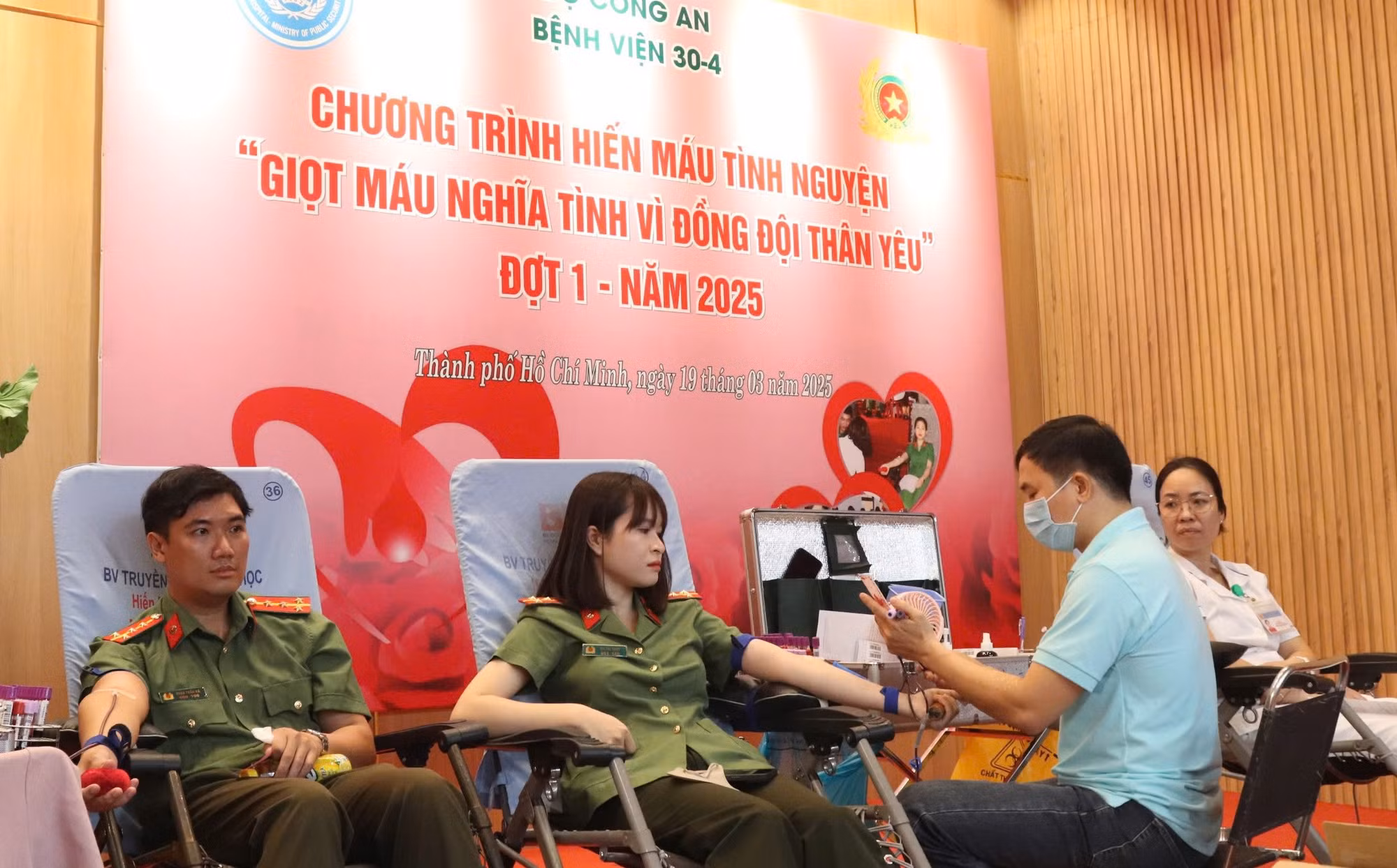 hien1.jpg -0