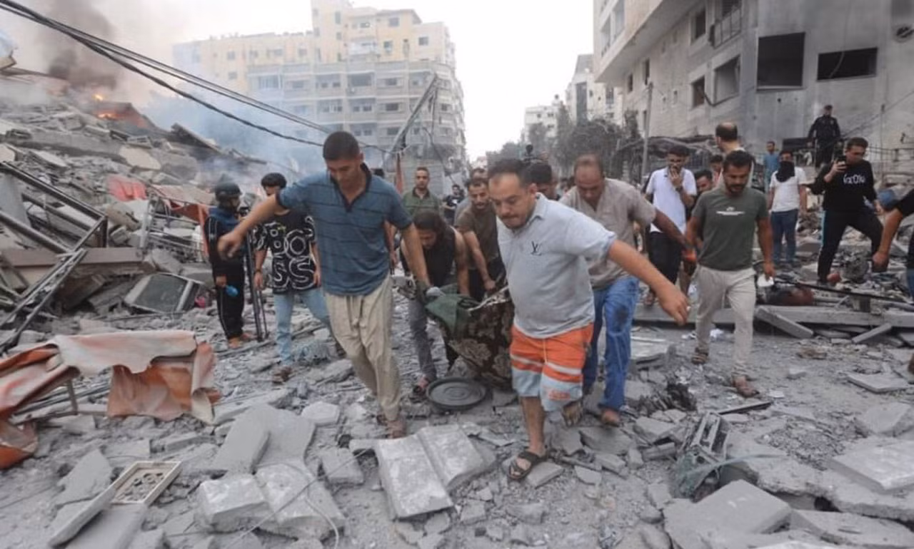 Đàm phán ngừng bắn bế tắc, Israel nối lại không kích Gaza -0
