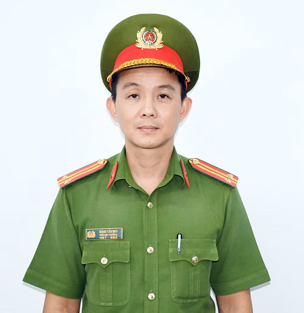 trung ta dang tan phu 1.jpg -0