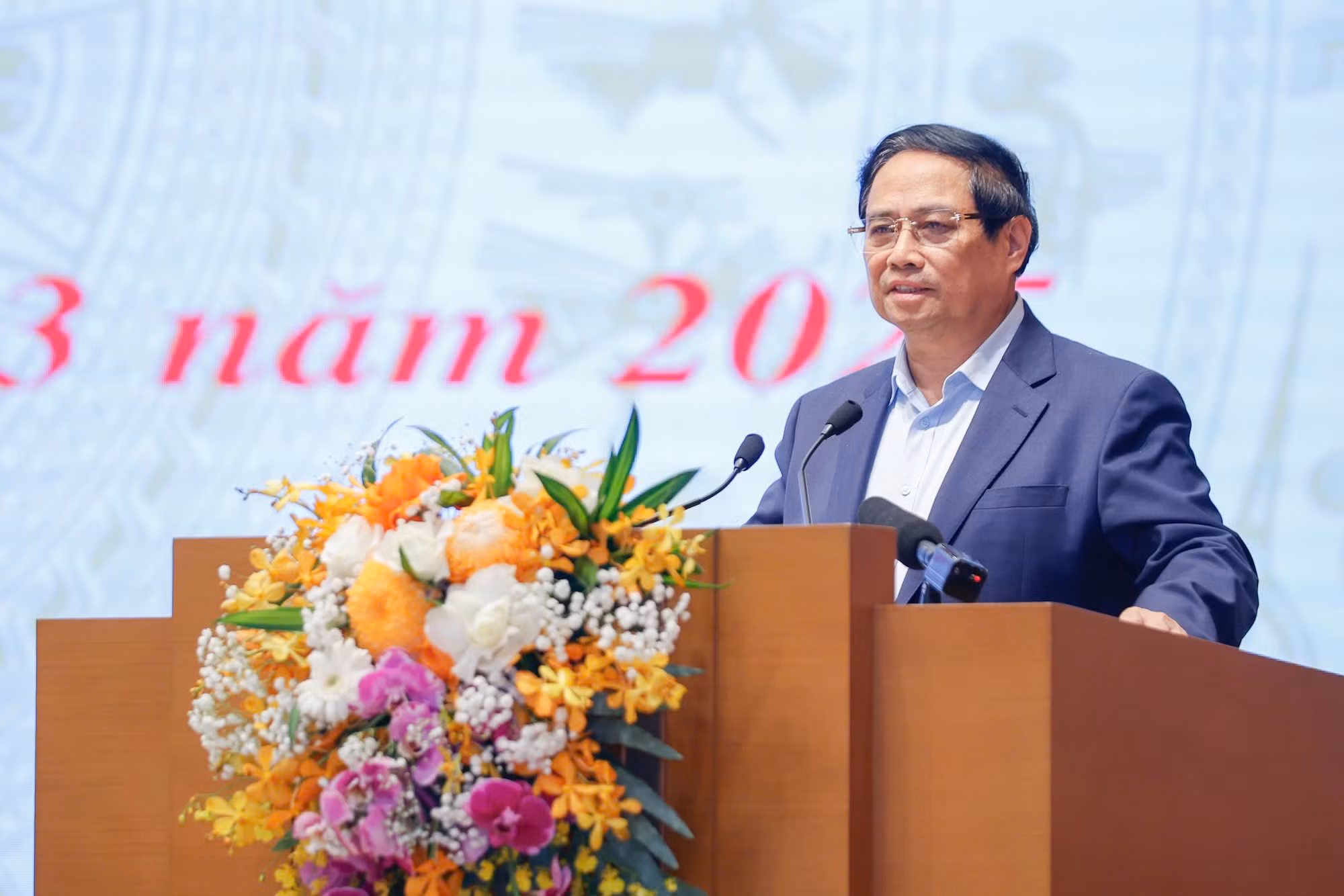 Cắt giảm và đơn giản hóa thủ tục hành chính không có giới hạn, càng nhiều càng tốt -0