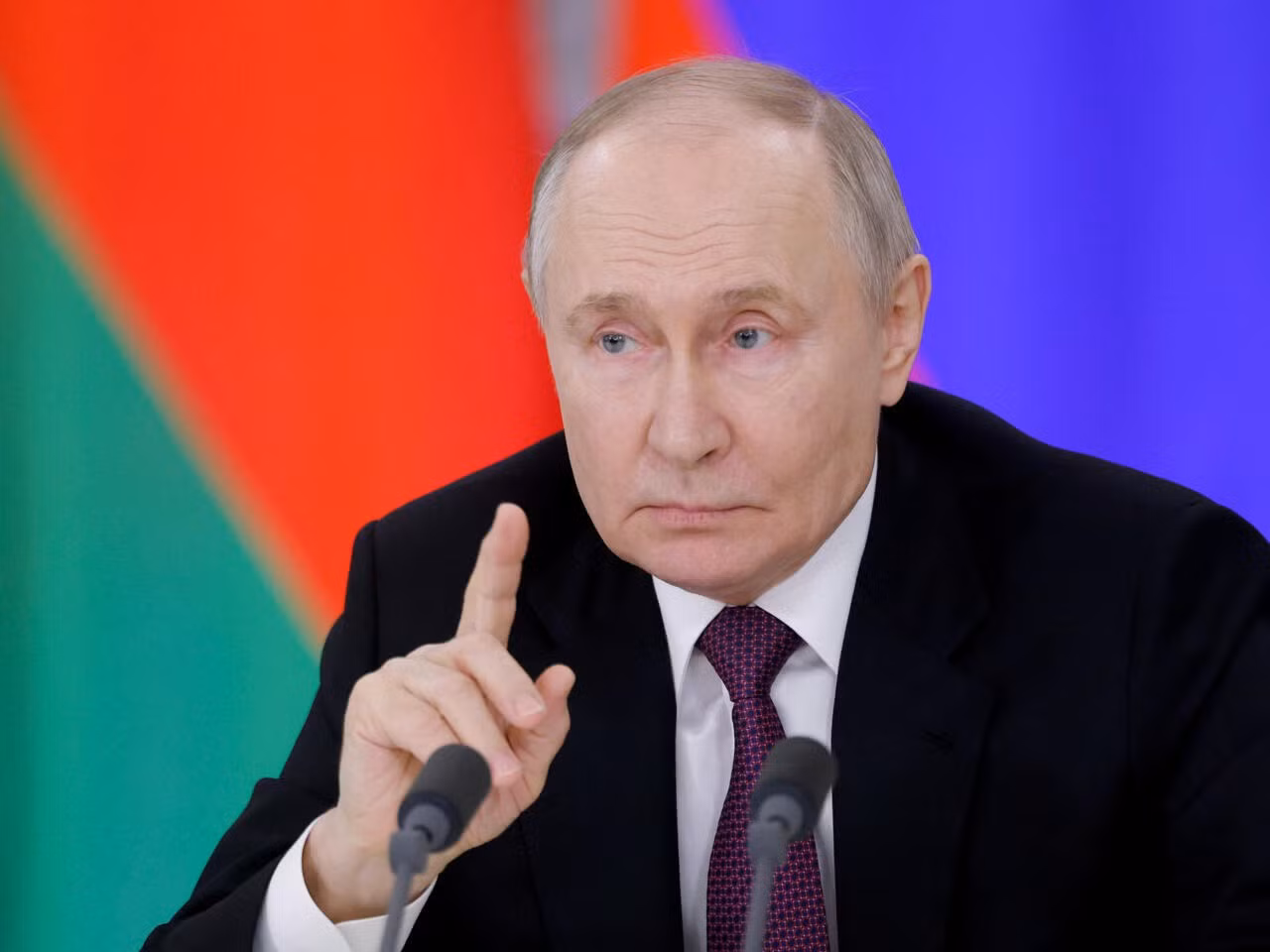 Ông Putin muốn điện đàm với Tổng thống Mỹ về lệnh ngừng bắn ở Ukraine -0