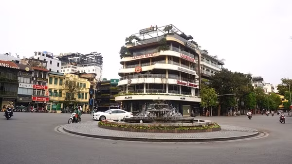 Vì sao Hà Nội chủ trương phá bỏ tòa nhà “Hàm cá mập”?