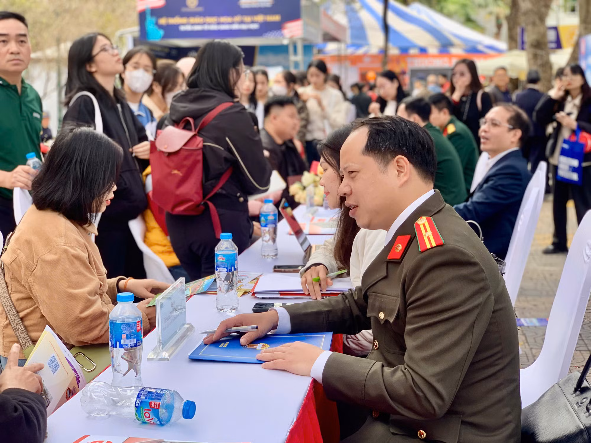 Năm 2025, các trường đại học sẽ bỏ xét tuyển sớm -0