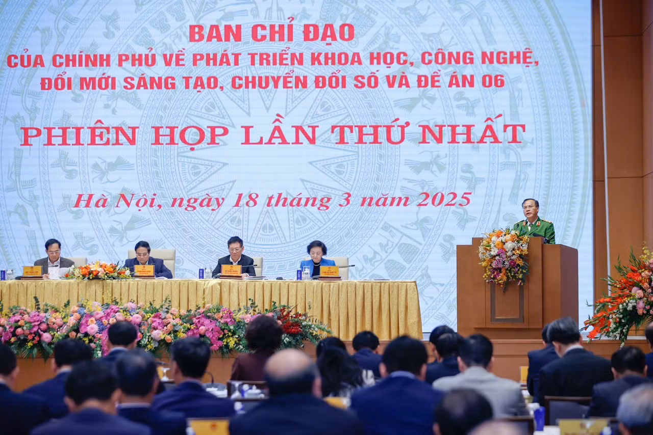 Nhanh chóng đưa dữ liệu quốc gia vào sử dụng để phục vụ đất nước vươn mình trong kỷ nguyên mới -0