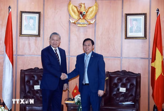 Tổng Bí thư Tô Lâm hội kiến Chủ tịch Hội đồng Đại biểu địa phương Indonesia -0