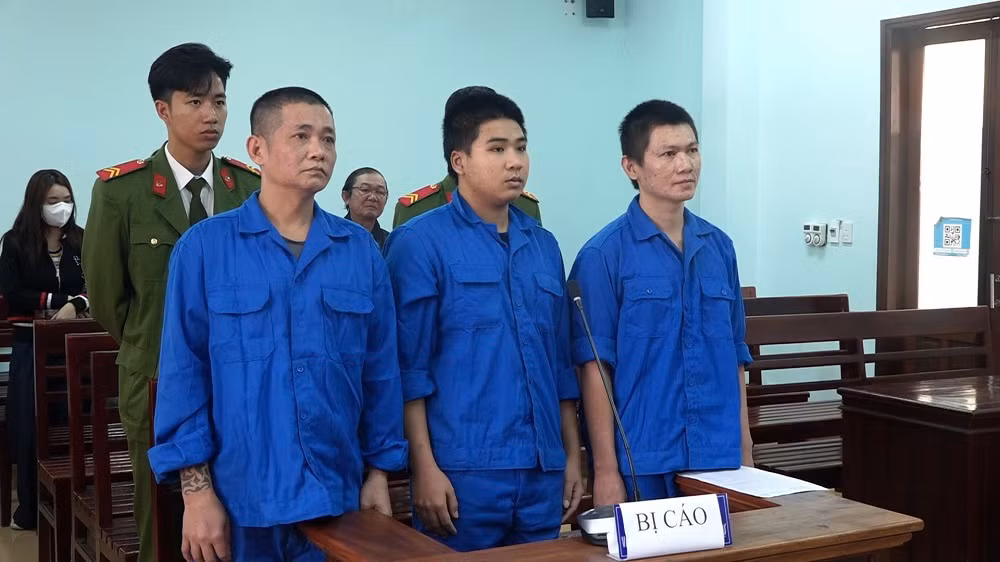 Có 4 tiền án vẫn tiếp tục trộm cắp -0
