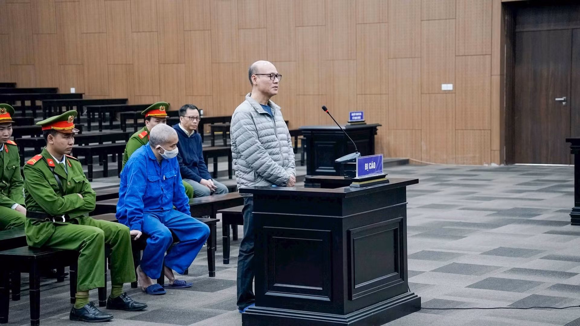 Nguyễn Thị Thanh Nhàn đã chỉ đạo cấp dưới làm gì với VNCERT để trúng thầu? -0