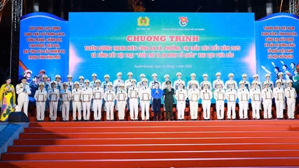 Tuyên dương 80 thanh niên Công an xã, phường, thị trấn tiêu biểu