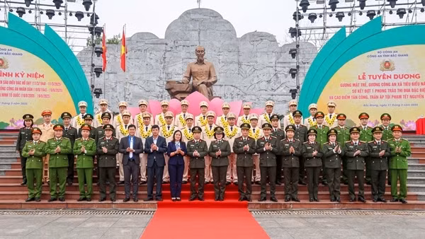 Công an Bắc Giang tuyên dương 20 gương mặt trẻ, gương Công an xã tiêu biểu