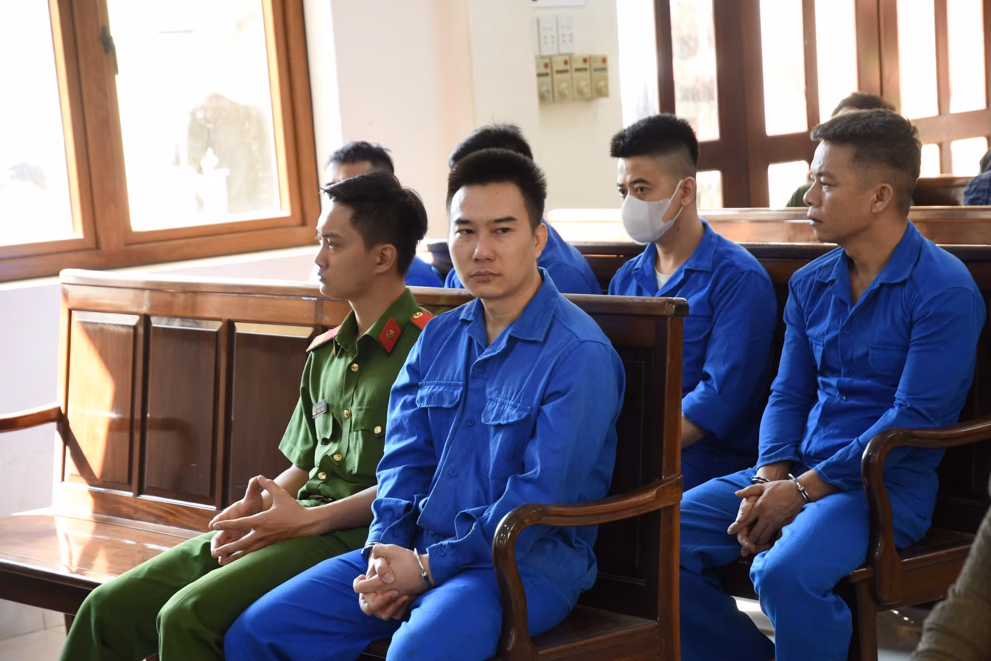 Tử hình bác sĩ giết người tình đem xác phi tang -0