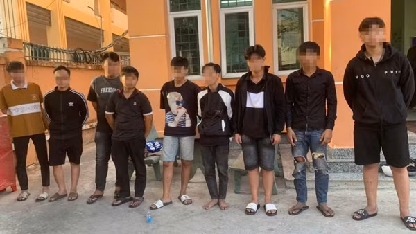 Bài 1: Đấu tranh quyết liệt với trộm, cướp và các băng nhóm côn đồ