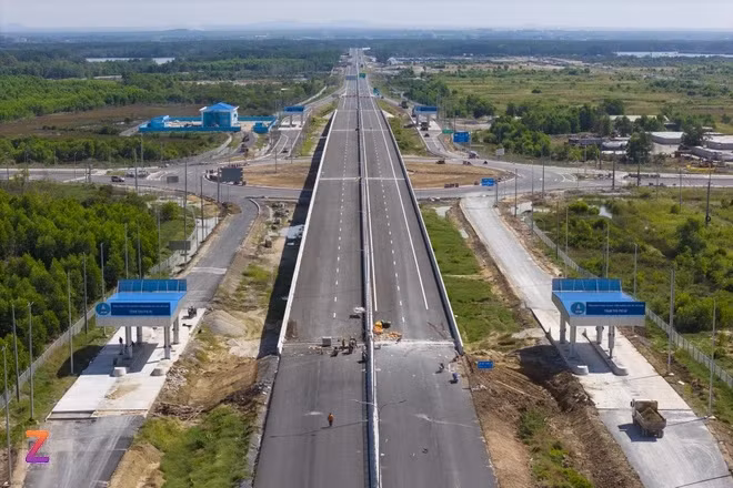 Dự kiến hoàn thành 55/58km đường cao tốc Bến Lức-Long Thành vào cuối năm nay -0
