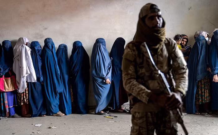 Taliban đang trên đà sụp đổ? -0