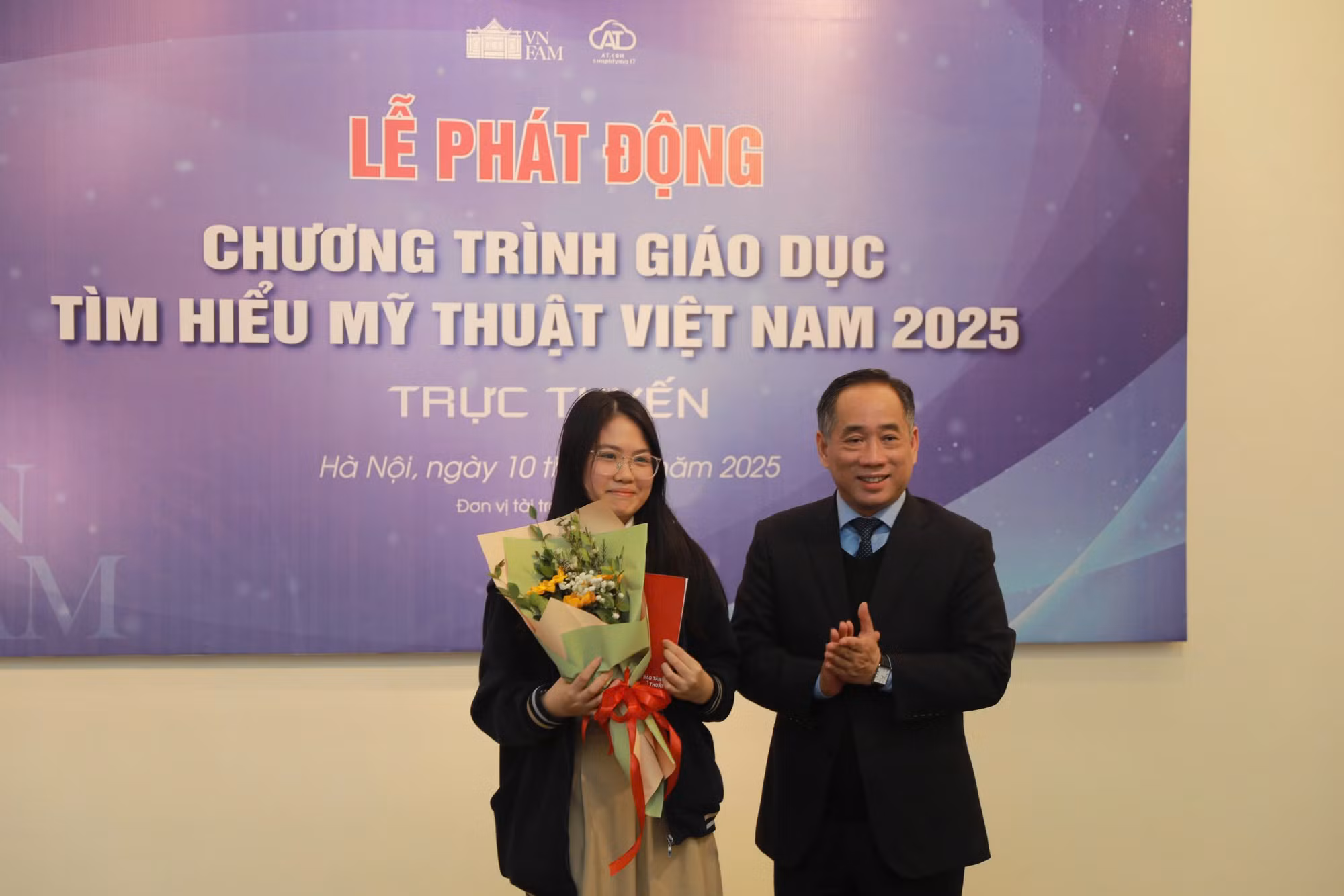 Người trẻ hào hứng tham gia thi tìm hiểu mỹ thuật Việt Nam trực tuyến -0