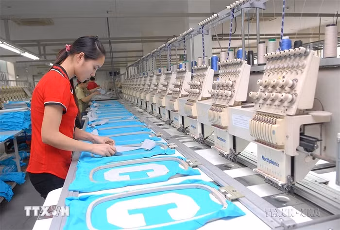 Thủ tướng chỉ đạo giữ vững ổn định kinh tế vĩ mô, kiềm chế lạm phát​ -0