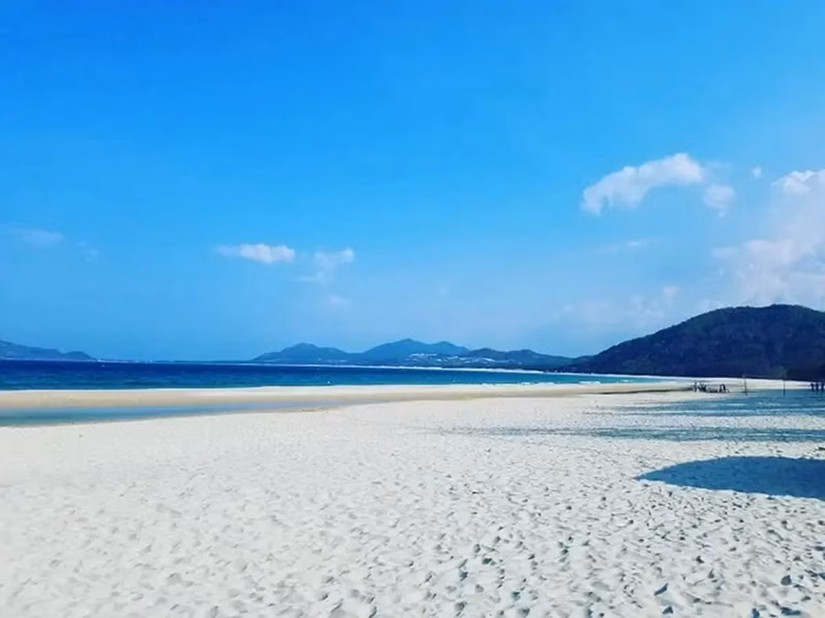 Tìm thấy thi thể ngư dân sau gần 10 ngày mất tích khi đi lặn biển -0