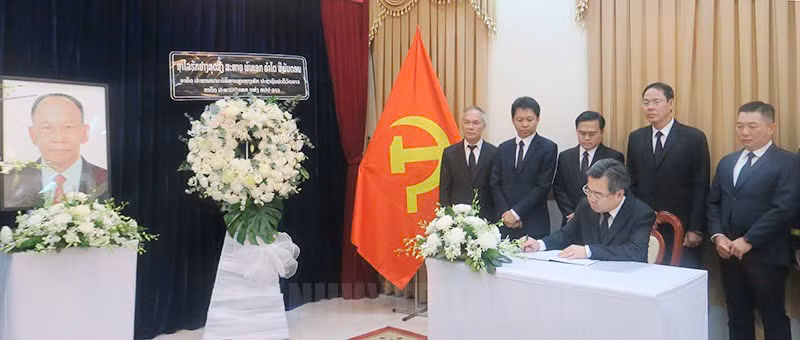 TP Hồ Chí Minh điều chỉnh một số hoạt động trong 2 ngày Quốc tang nguyên Chủ tịch nước Lào -0